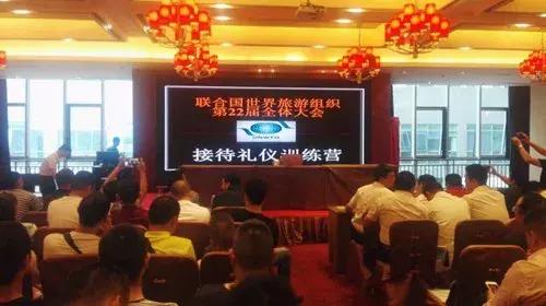 成都商務接待用車