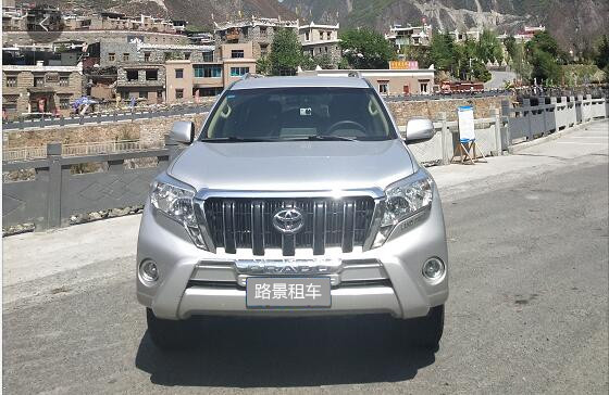 成都租普拉多代駕