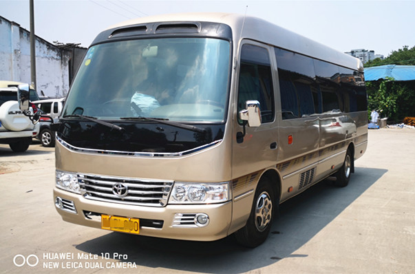 成都租豐田考斯特