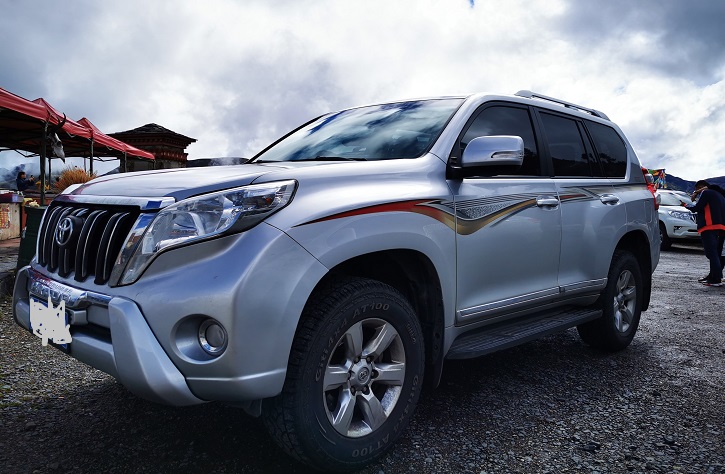 成都租車進藏優勢車型普拉多2700有爭議