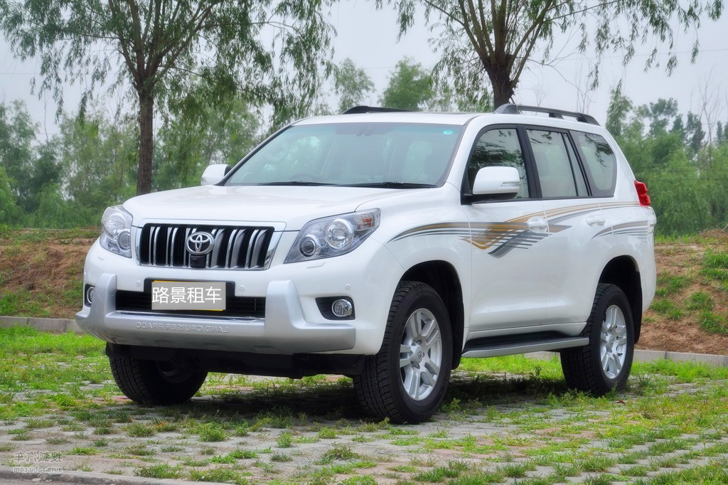 租輛越野車回家過節