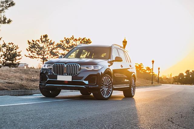 成都去川西租越野車 成都去川西租越野車