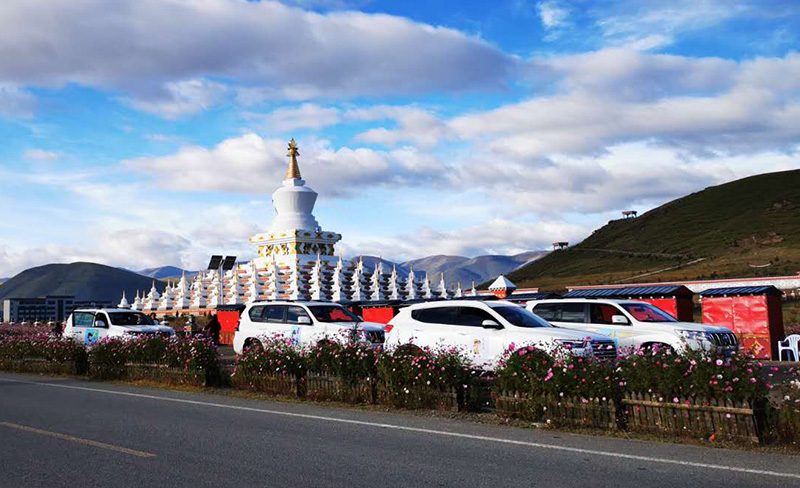 成都租越野車 成都租越野車